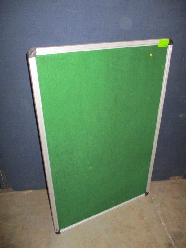 Used office wall mounted pin board - Image 2